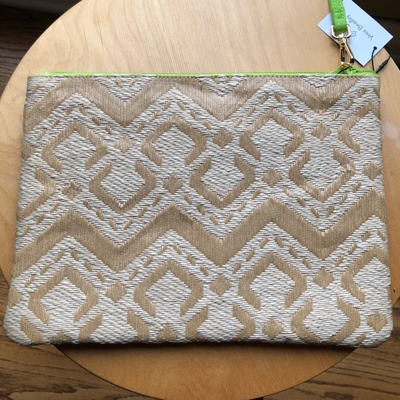 Vera Bradley Beach Wristlet - Picture 3 of 7